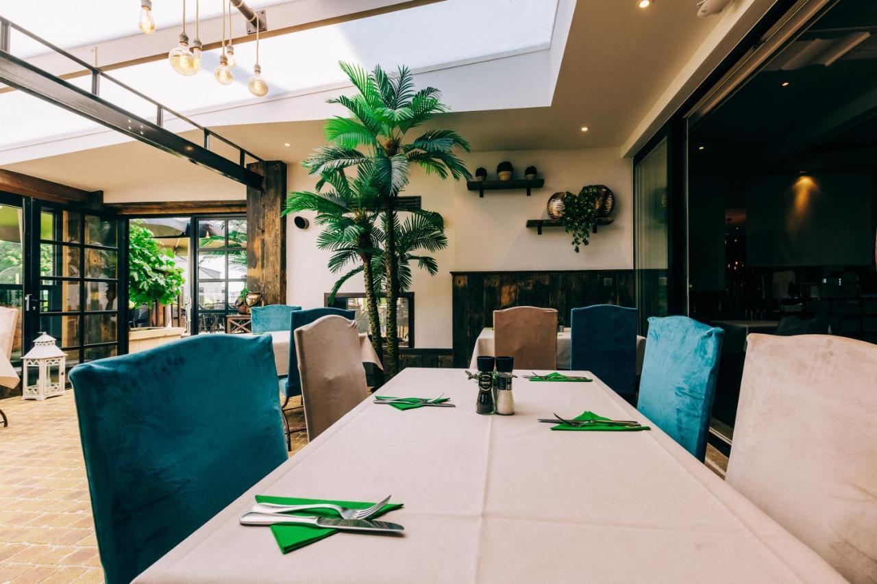 Hotel De Kalvaar Ninove Zewnętrze zdjęcie